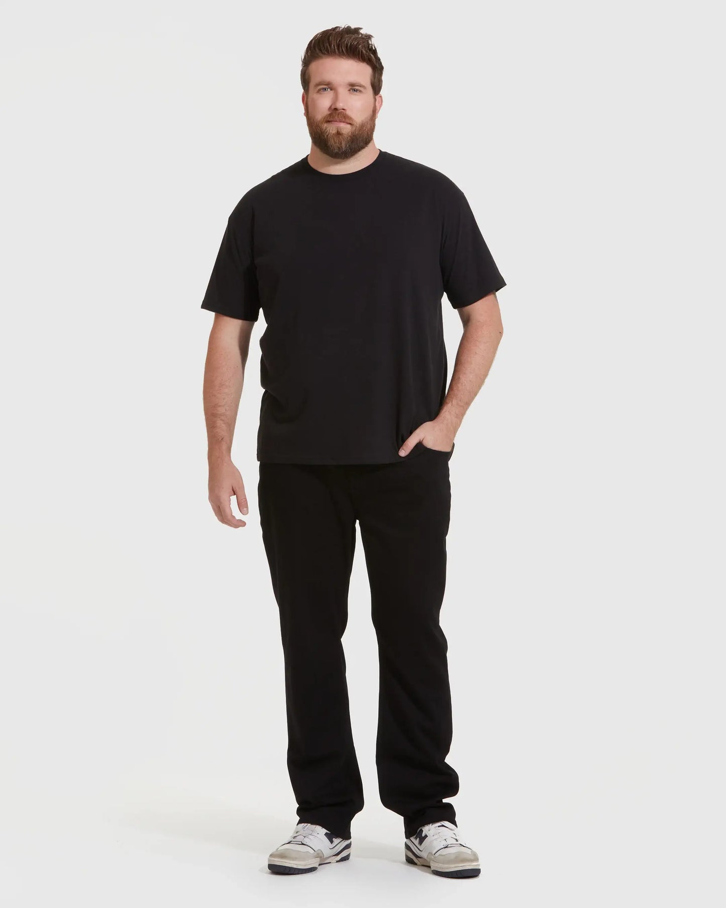 True Classic Short Sleeve Crew Neck T-Shirt in Black