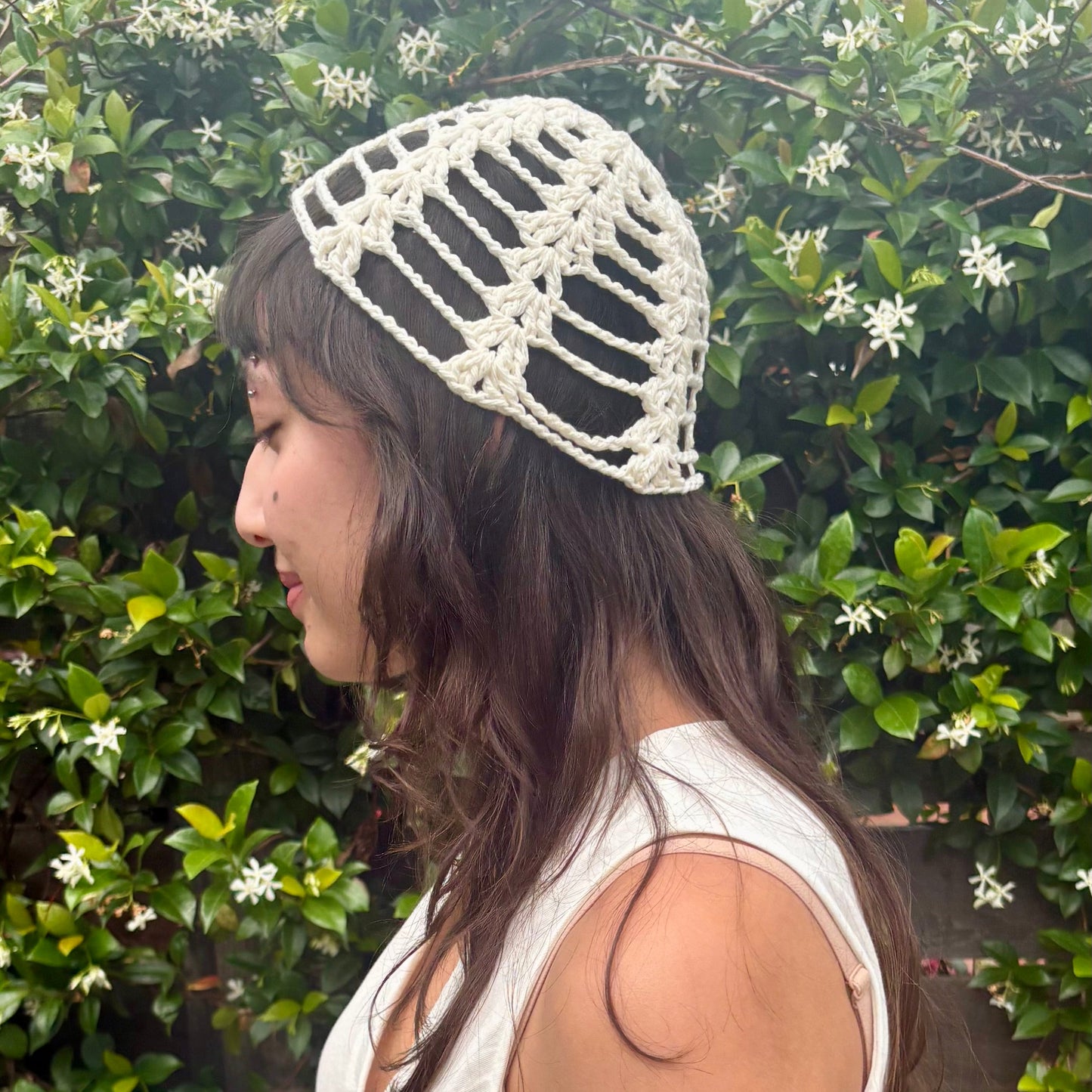 Crochet Juliet Cap in Ivory