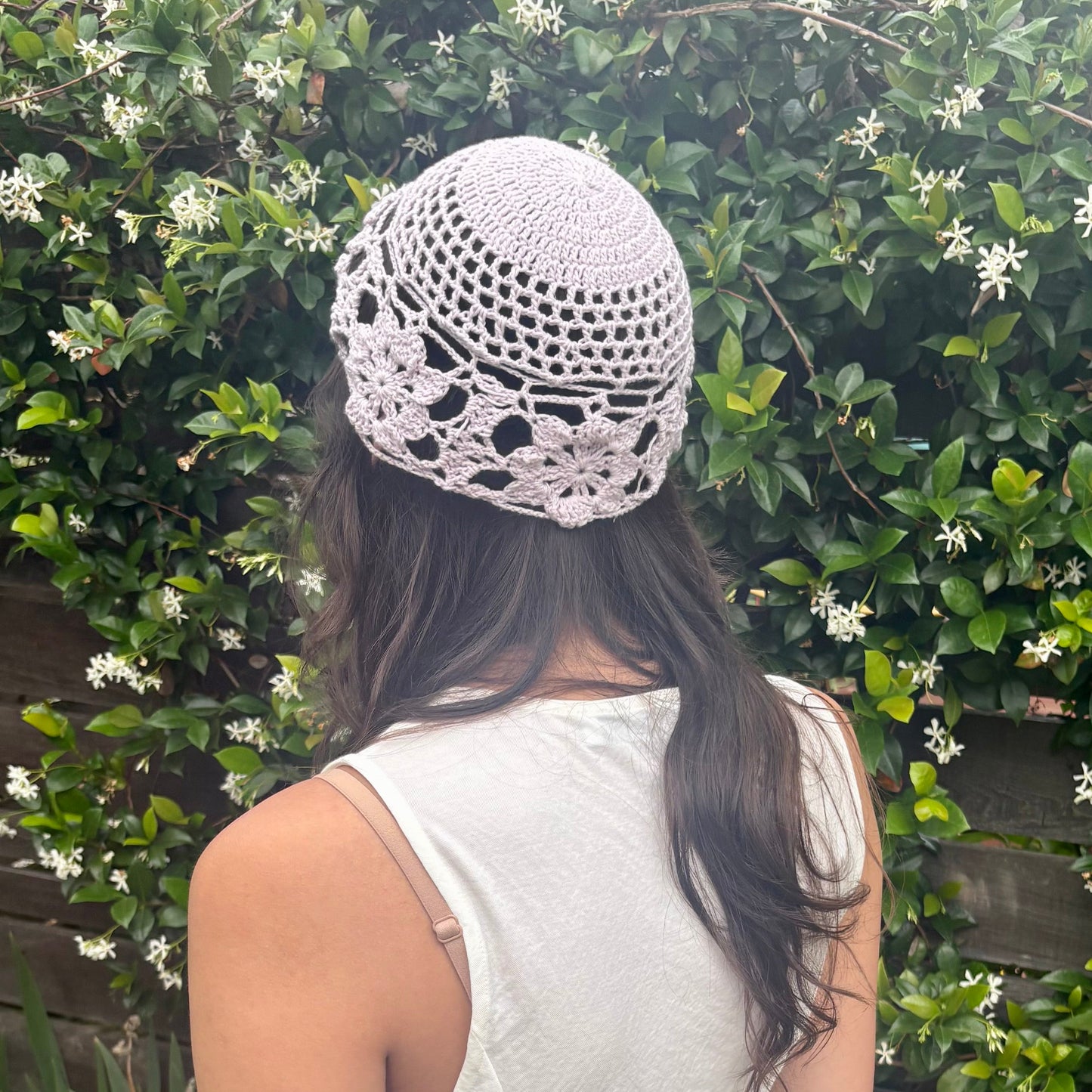 Crochet Floral Juliet Cap in Pale Pink