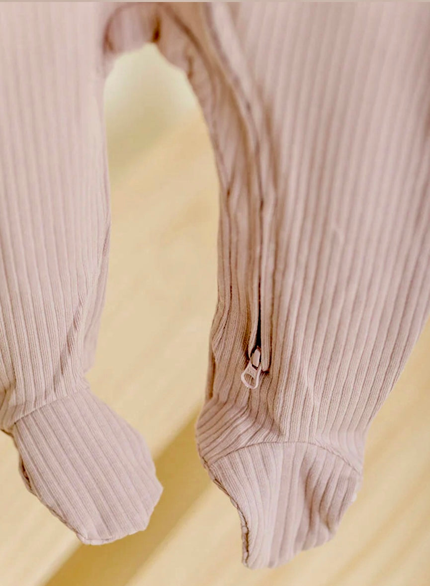 Dandillie Pebble Ribbed Sleeper