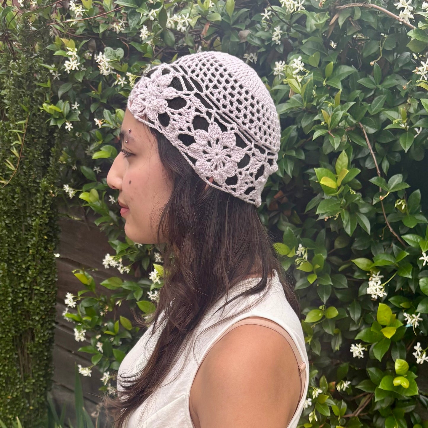 Crochet Floral Juliet Cap in Pale Pink