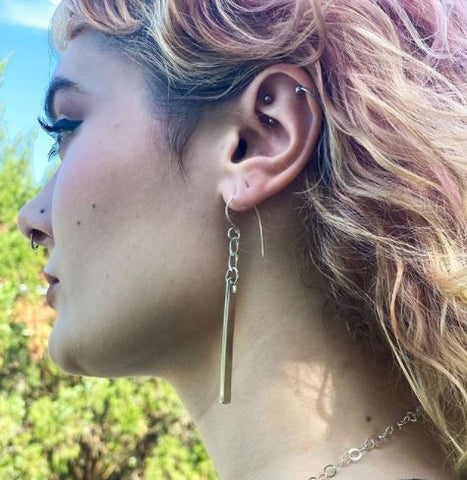ObscurO Swinging Bar Earrings
