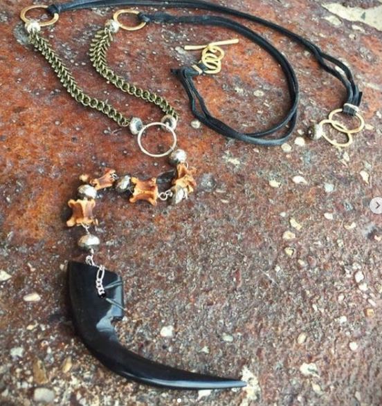 Obscuro Jewelry Zumi Necklace